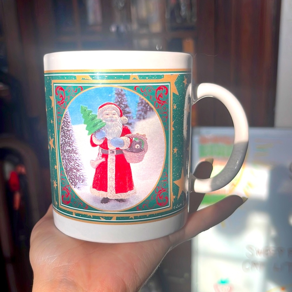Lustre Fame Merry Christmas Santa Mug